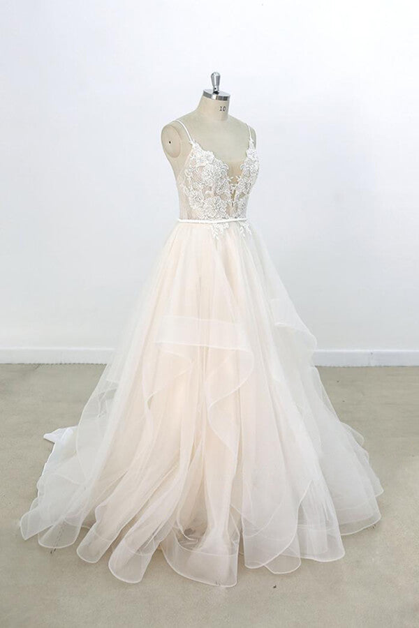 Vestido de novia largo de corte A con escote en V, apliques de encaje y tul