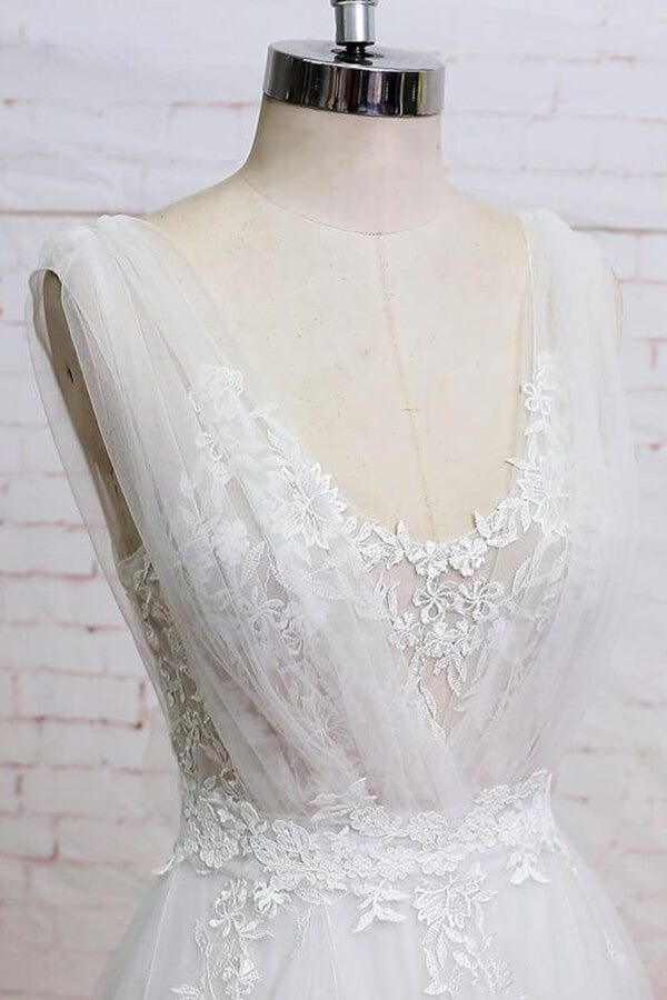 Robe de mariée longue trapèze en tulle et dentelle à col en V ornée d'appliques