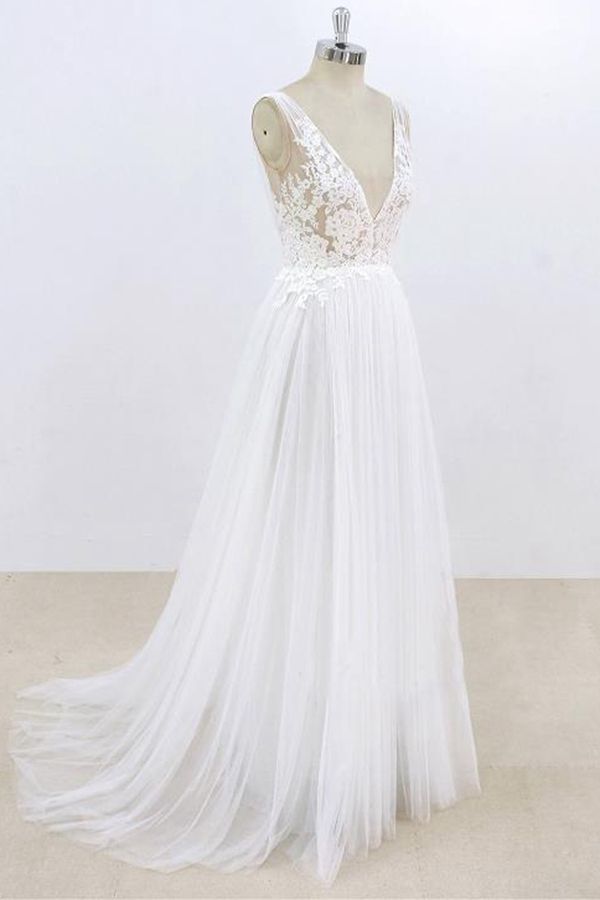 Robe de mariée longue trapèze en dentelle et tulle, col en V et dos nu