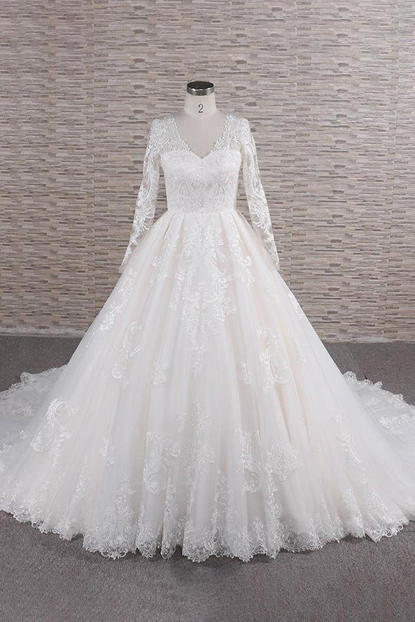 Robe de mariée longue trapèze à col en V, ornée d'appliqués de tulle et de dentelle, avec manches