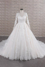 Robe de mariée longue trapèze à col en V, ornée d'appliqués de tulle et de dentelle, avec manches