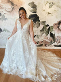 Robe de mariée blanche longue en tulle dentelle, col en V et dos nu