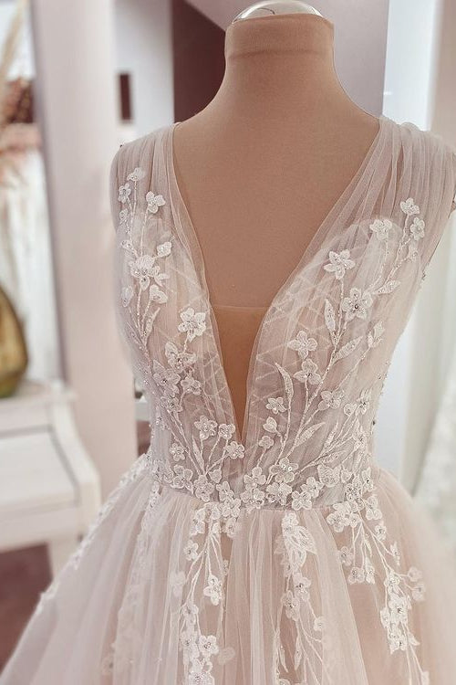 Vestido de novia largo de corte A, escote en V, tirantes anchos, apliques de encaje y tul