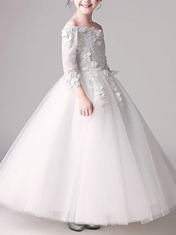 Vestido largo de gala con hombros descubiertos para niña de las flores en la primera comunión, con mangas.