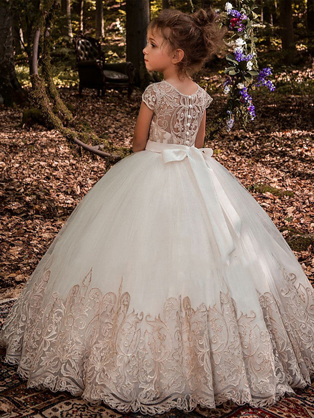 Vestido largo de gala con cola de barrido para bodas, cumpleaños, concursos de belleza y damitas de honor.