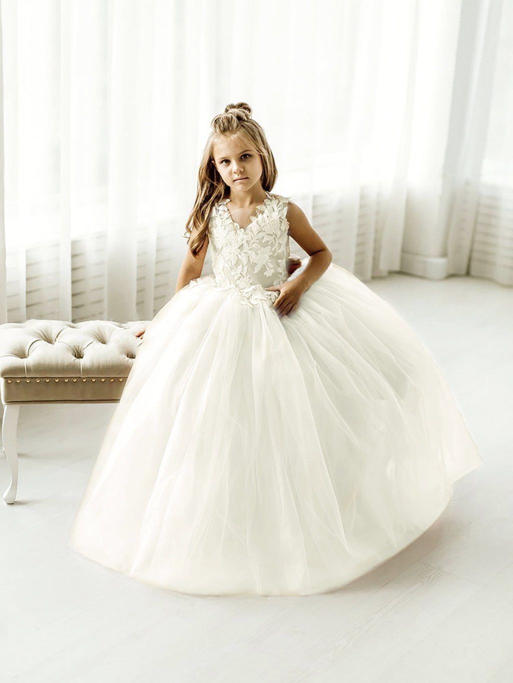 Vestido largo de tul y encaje sin mangas para niña de las flores con lazo