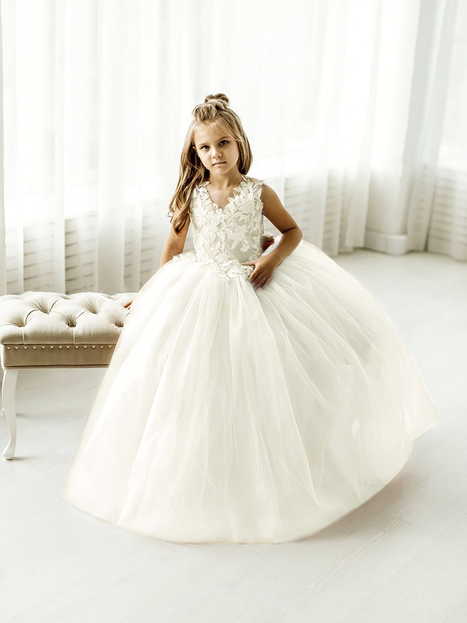 Vestido largo de tul y encaje sin mangas para niña de las flores con lazo
