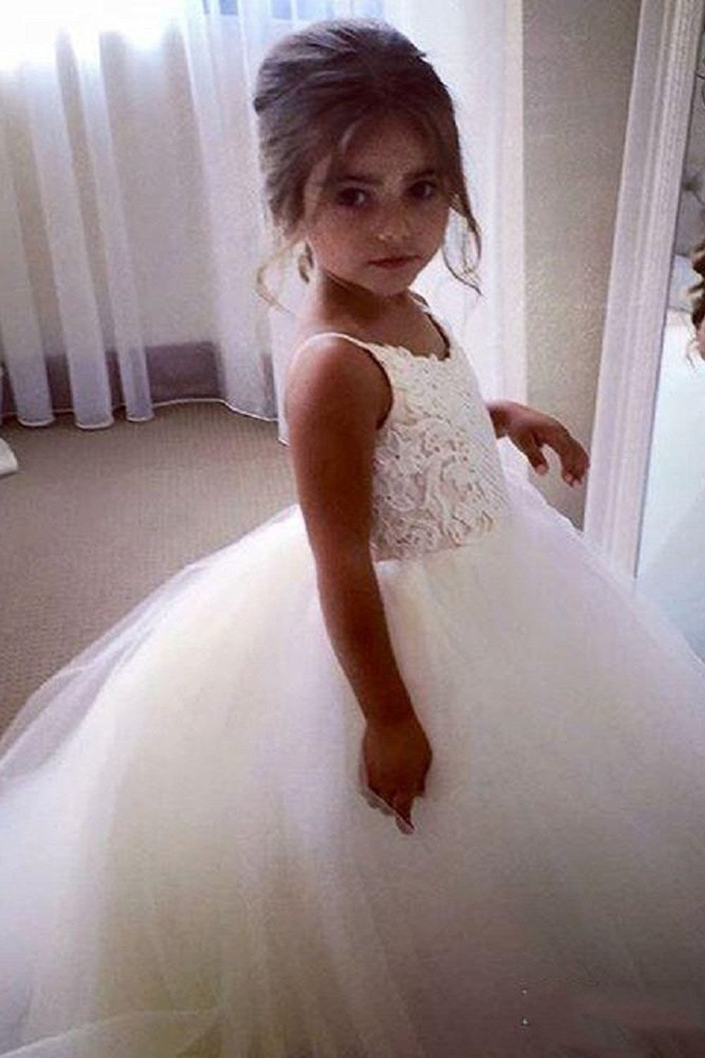 Vestido largo de gala de tul con escote cuadrado y sin mangas para niña de las flores