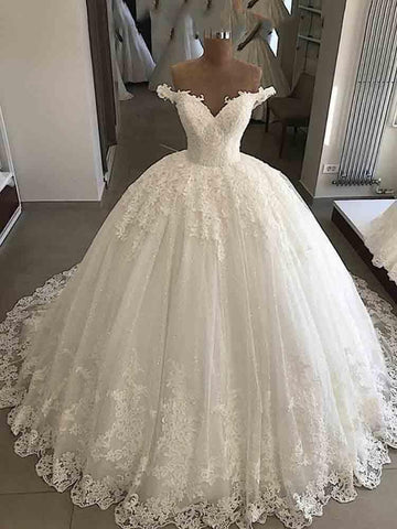 Vestidos de novia largos de corte princesa con escote en V y encaje de tul