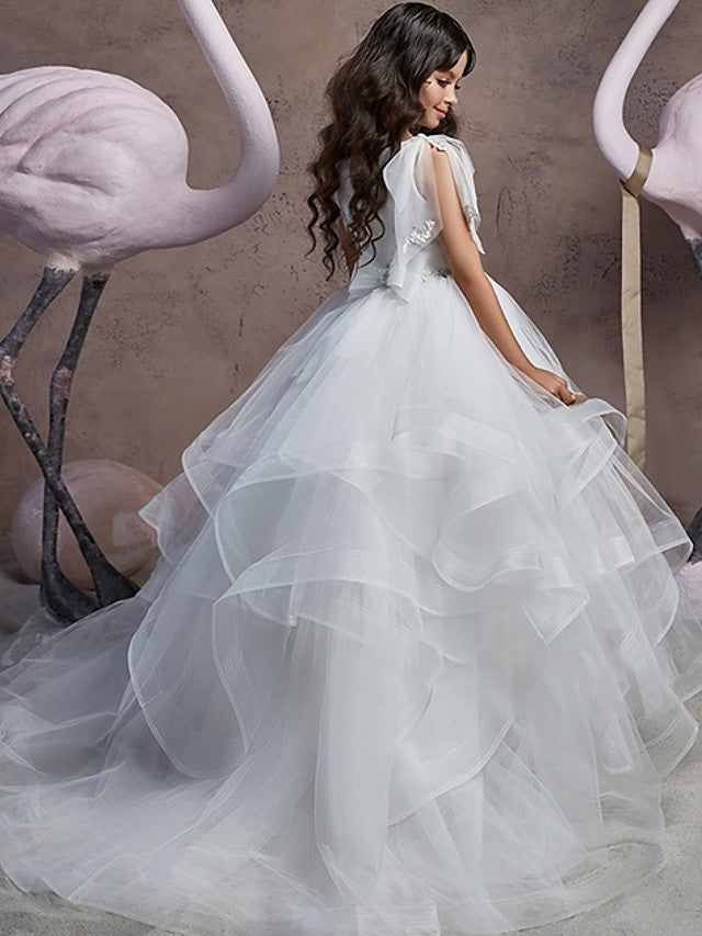 Robe de bal longue en tulle à col en V pour une fête d'anniversaire ou une demoiselle d'honneur
