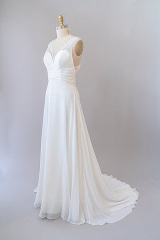 Vestido de novia largo de corte imperio, corte en A, escote en V, encaje, gasa, espalda descubierta