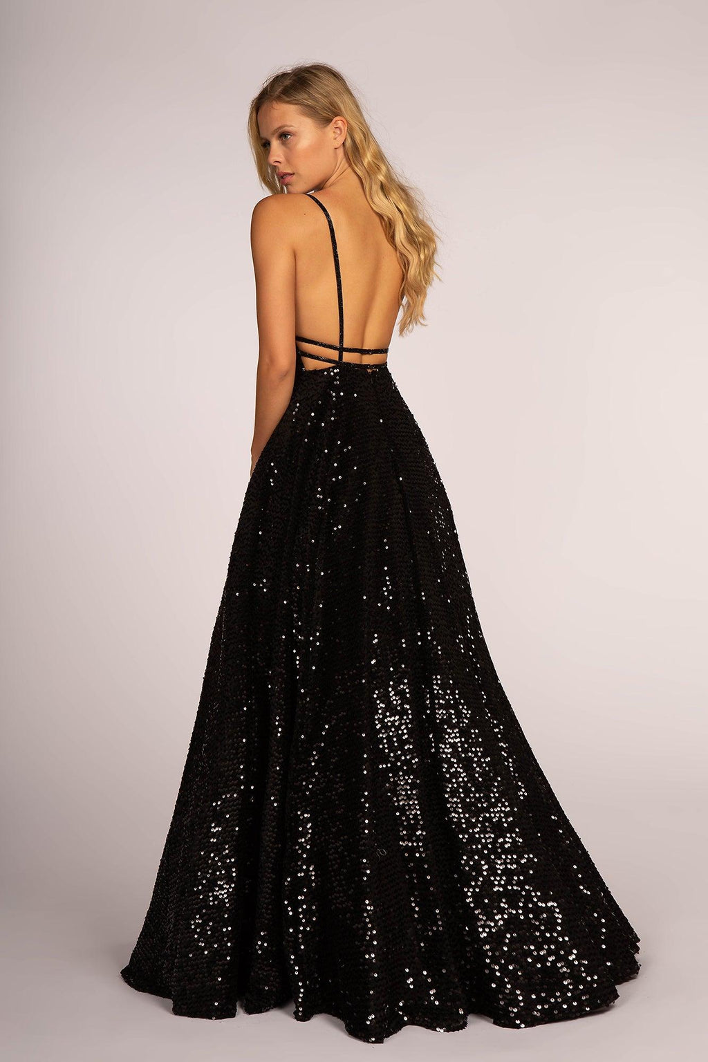 Robe de bal longue entièrement pailletée