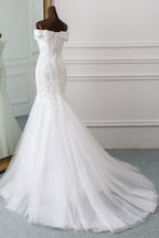 Robe de mariée sirène longue à épaules dénudées, ornée d'appliqués de dentelle et de tulle
