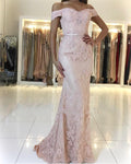 Vestido largo de sirena con hombros descubiertos, espalda descubierta y apliques de encaje para baile de graduación