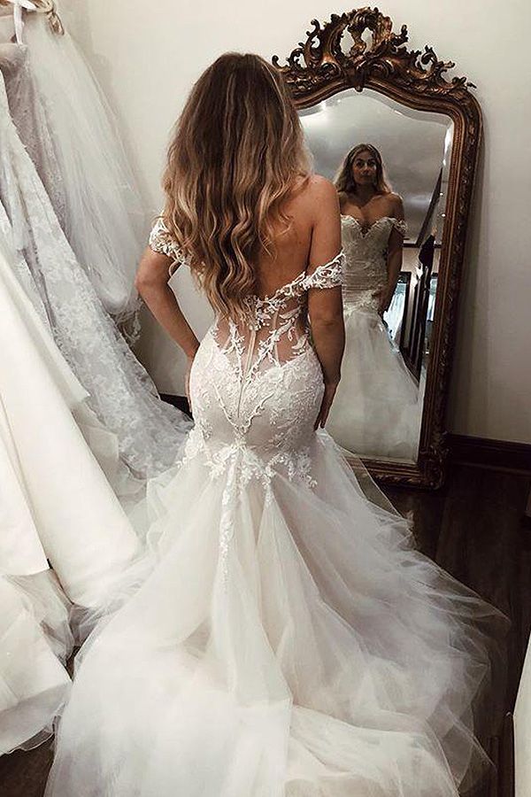 Robe de mariée sirène longue en dentelle dos nu à épaules dénudées