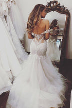 Robe de mariée sirène longue en dentelle dos nu à épaules dénudées