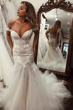 Robe de mariée sirène longue en dentelle dos nu à épaules dénudées