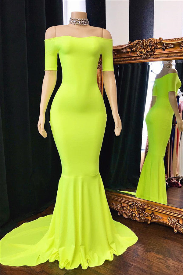 Vestido de fiesta largo de sirena con hombros descubiertos y mangas cortas
