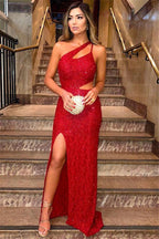 Robe de bal rouge à sequins asymétrique à une épaule, coupe sirène et fente.