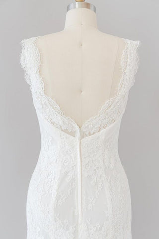 Vestido de novia largo de sirena con escote corazón y espalda descubierta de encaje