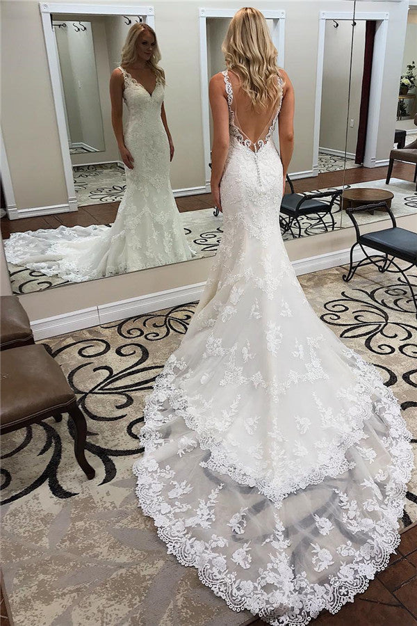 Robe de mariée sirène longue à col en V, dos nu, dentelle appliquée et traîne Charpel