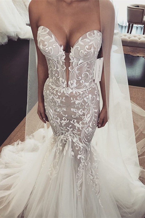 Robes de mariée longues sirène en tulle et dentelle à col en V
