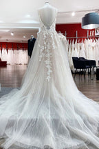 Robe de mariée longue princesse en tulle, col en V, sequins et applications de dentelle