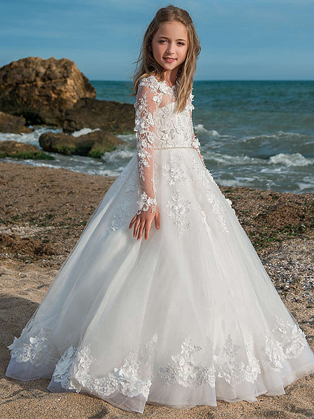 Vestido de gala de manga larga con cuello joya, encaje y tul para bodas y fiestas de damitas de honor.