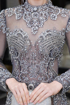 Robes de soirée sirène à manches longues et col montant à sequins