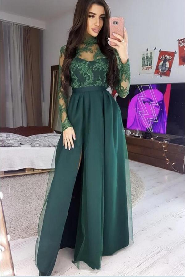 Vestido de fiesta de satén de corte A, manga larga, cuello alto y abertura, con abertura.