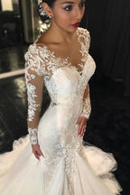 Robe de mariée ivoire à manches longues et traîne courte, ornée d'appliqués de dentelle WD037