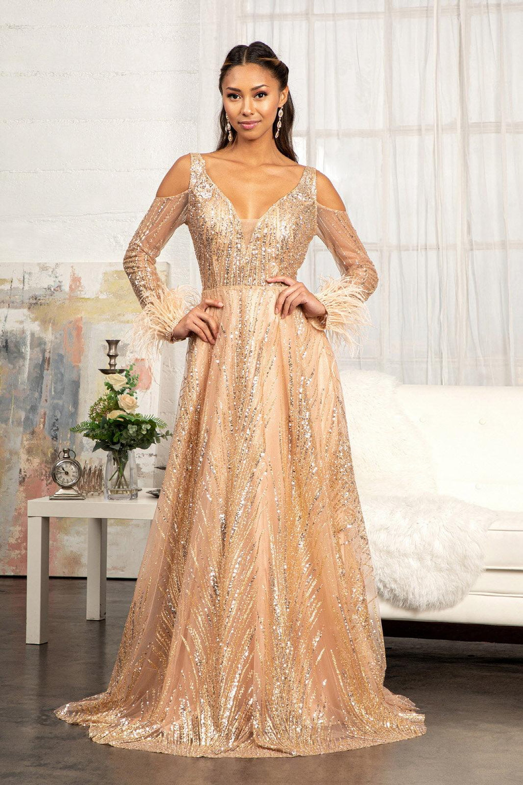 Vestido largo de fiesta de corte A con lentejuelas y mangas largas