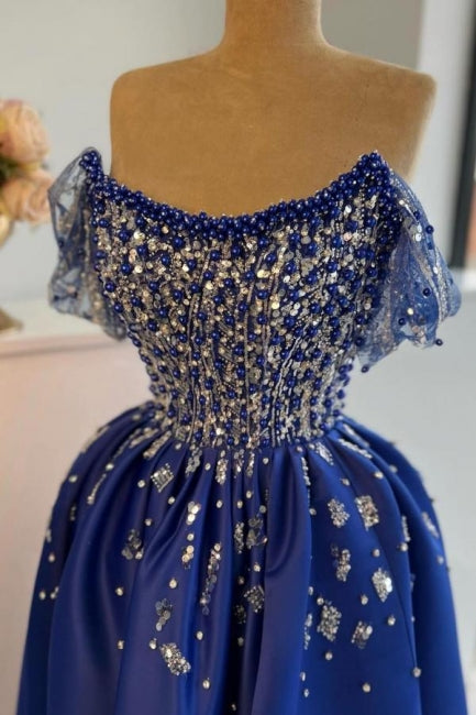 Robe de bal luxueuse en satin, coupe trapèze, sans manches, avec décolleté plongeant et fente sur le devant