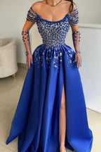 Robe de bal luxueuse en satin, coupe trapèze, sans manches, avec décolleté plongeant et fente sur le devant