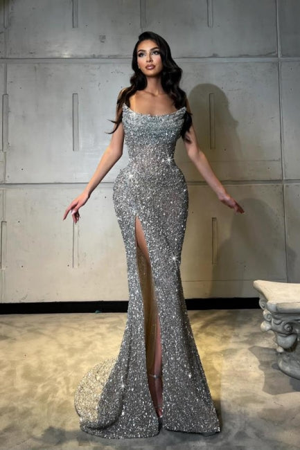 Robe de bal luxueuse sans manches à paillettes et fente