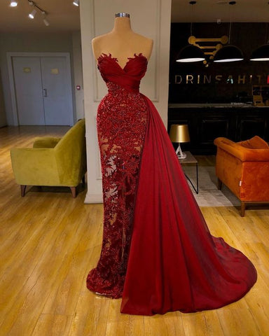 Robe de bal sirène de luxe bordeaux avec traîne amovible et dentelle