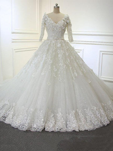 Robe de mariée longue de luxe en dentelle à col en V et manches