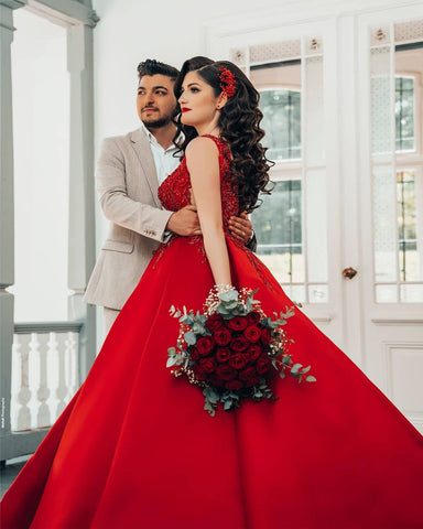 Vestidos de novia largos de lujo estilo princesa, de satén, con escote en V y encaje.
