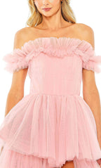 Robe de bal longue asymétrique à épaules dénudées