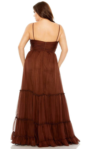 Vestido de gasa sin mangas con capas