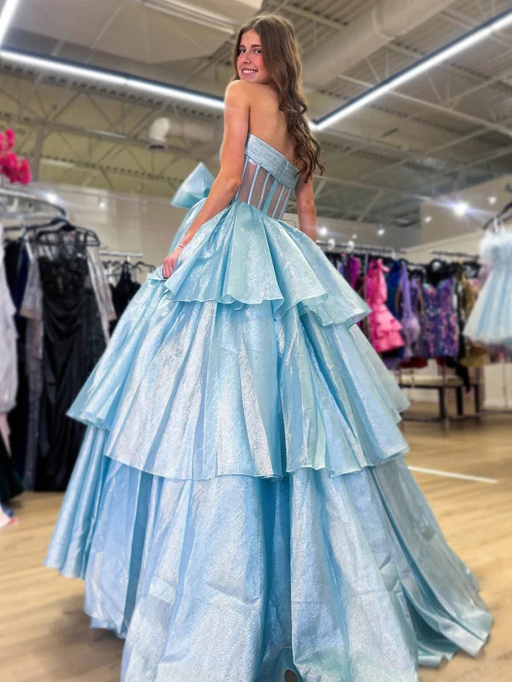 Malvis | Robe de bal longue bustier en organza avec nœud