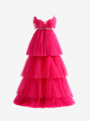 Robe de bal trapèze asymétrique sans bretelles en tulle à volants et plumes