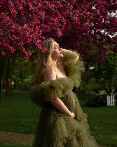 robe longue de maternité avec corset et mini-jupe 