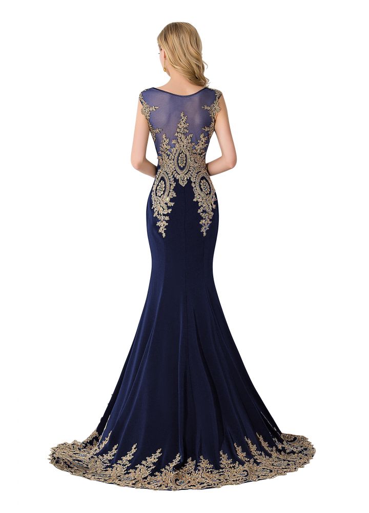 Robe de soirée sirène en mousseline de soie avec traîne et appliques