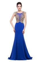 Robe de soirée bleue longue à col sirène avec appliques