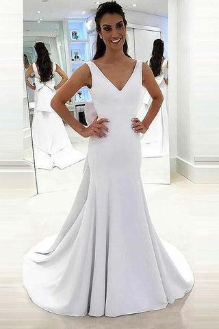 Vestido de novia blanco satinado sin espalda, corte sirena, escote en V profundo, corte sirena y espalda descubierta WD219
