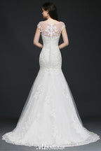 Robe de mariée sirène en tulle et dentelle, ornée de bijoux