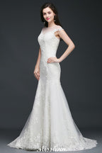 Robe de mariée sirène en tulle et dentelle, ornée de bijoux