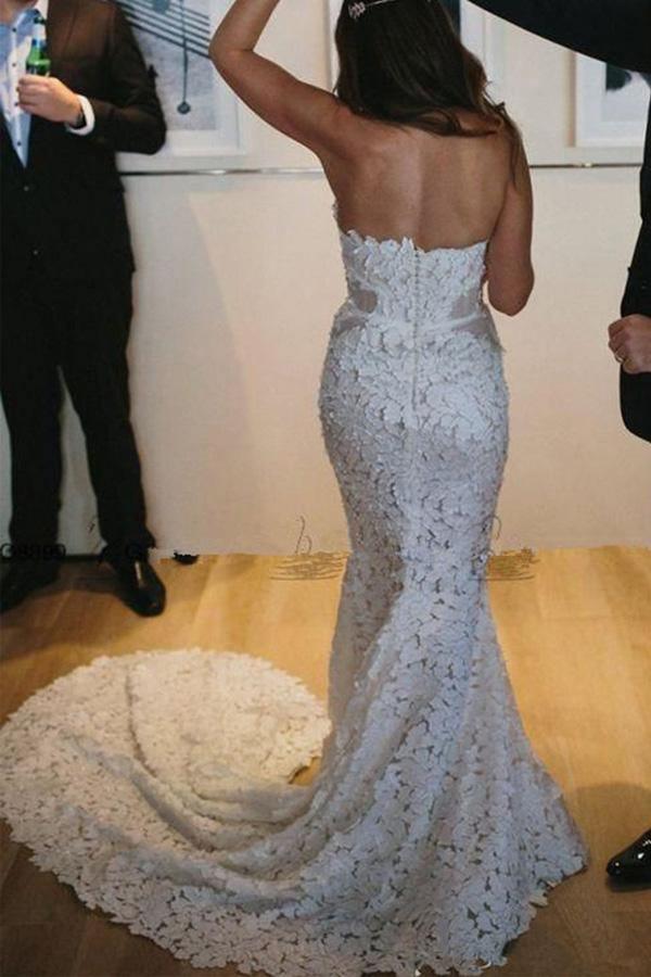 Robe de mariée sirène en dentelle, décolleté cœur, sans manches, traîne et fente WD536