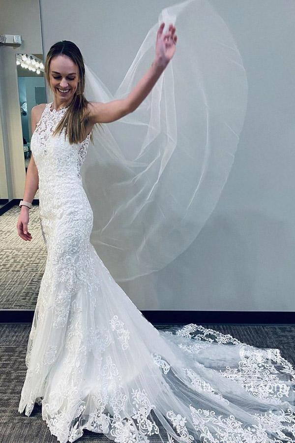 Vestido de novia de encaje estilo sirena con cola semicatedral y espalda deportiva WD492